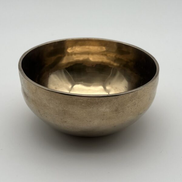 Klangschale in goldener Optik 14 cm 435 g Grundton 316,41 Hz