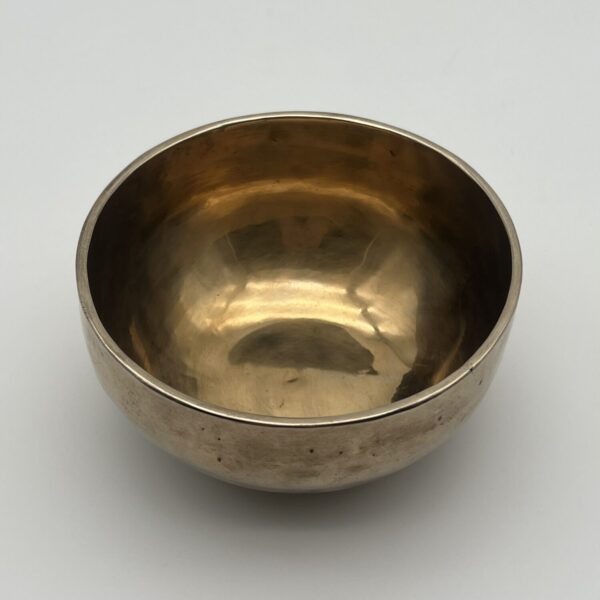 Klangschale in goldener Optik 14 cm 541 g Grundton 407,23 Hz